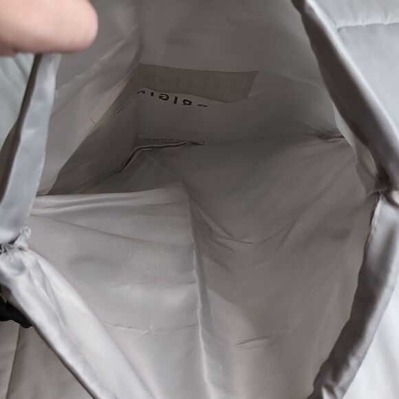 Hunter Boots Silver Drawstring Bag - Picture 6 of 6